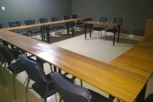 MESA DE REUNION